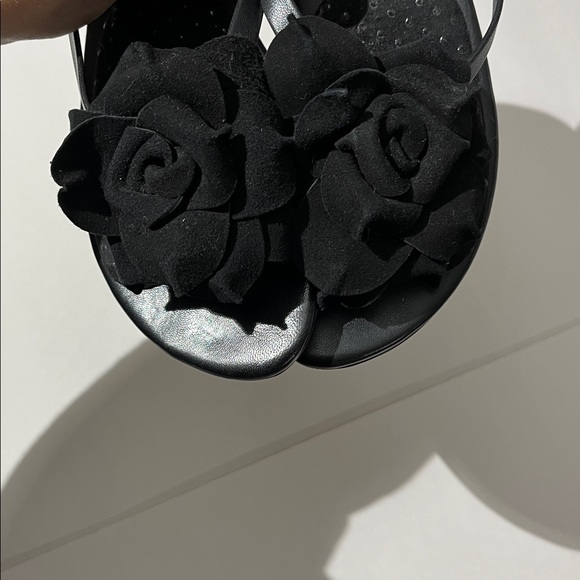 Manolo Blahnik Black Leather Suede Flower Slides Sandals sz 38.5 Made in Italy - Picture 4 of 11